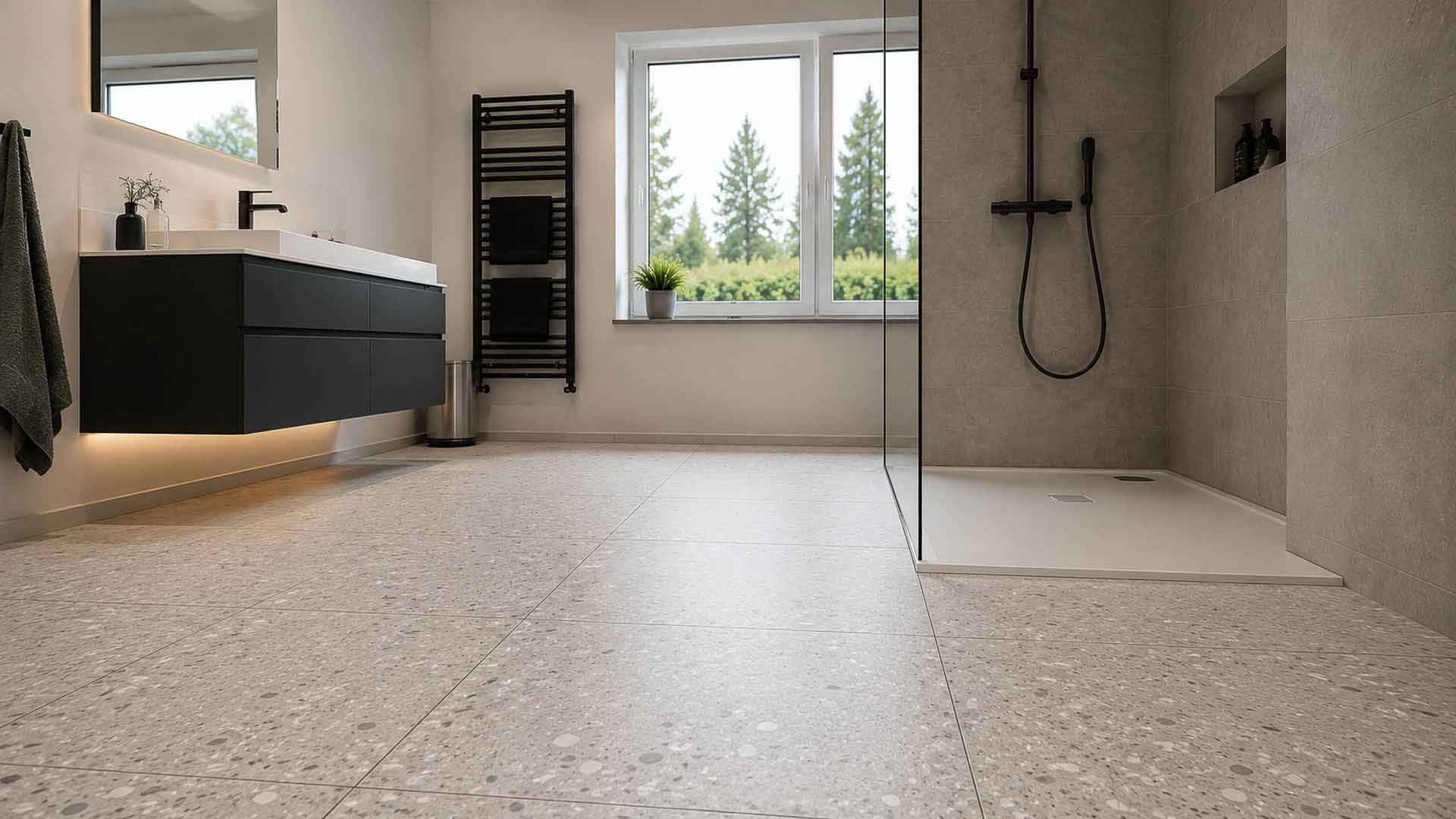 Terrazzo-Fliesen als Badezimmerboden.